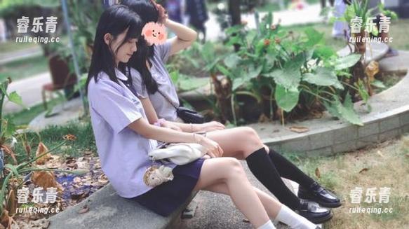 Kang Inkyung白丝写真合集里的甜美时刻，等你翻开这本精美图册！.txt